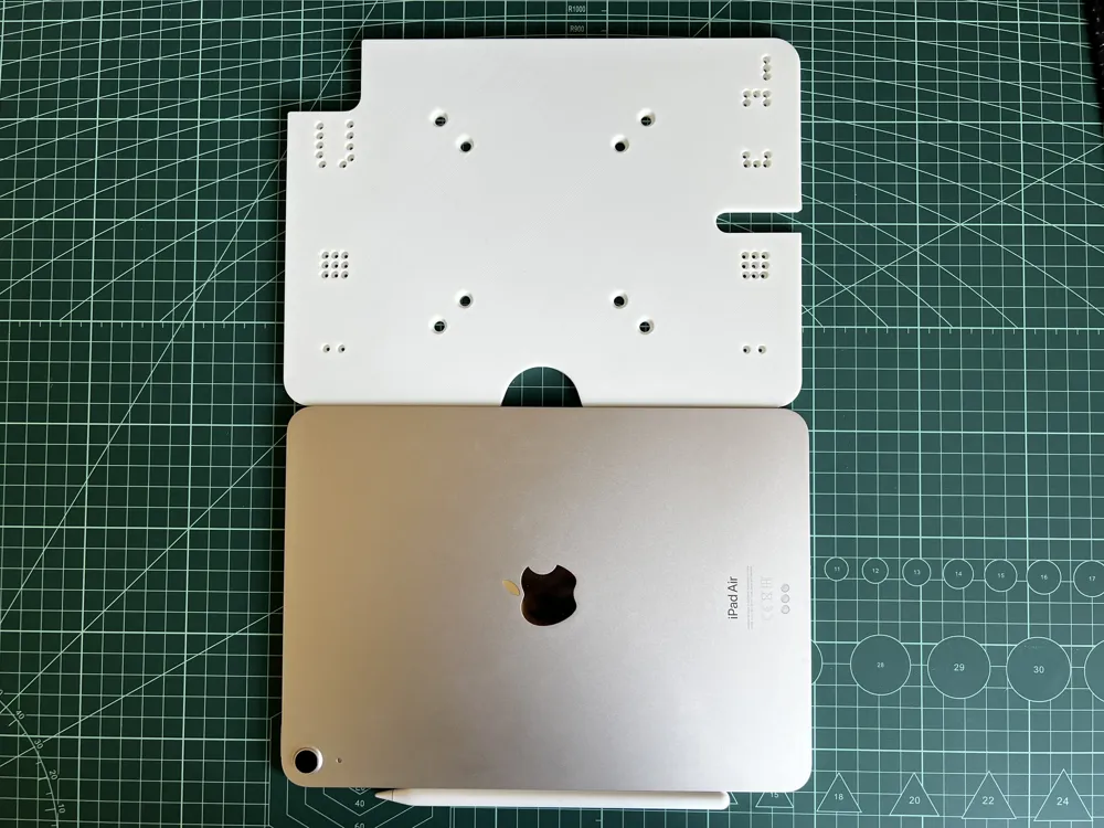 Professional Dash Design References iPad Air 4/5 M1 Magnetic VESA Wall Mount - Free 3D Print Model - MakerWorld