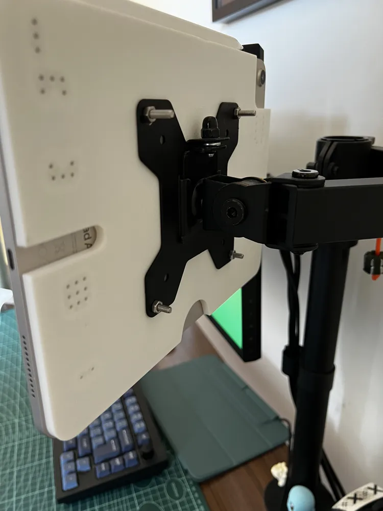 Professional Dash Design References iPad Air 4/5 M1 Magnetic VESA Wall Mount - Free 3D Print Model - MakerWorld