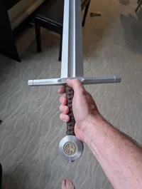 Épée de Sir Valentine (Kingdom Come: Deliverance II) — photo 3