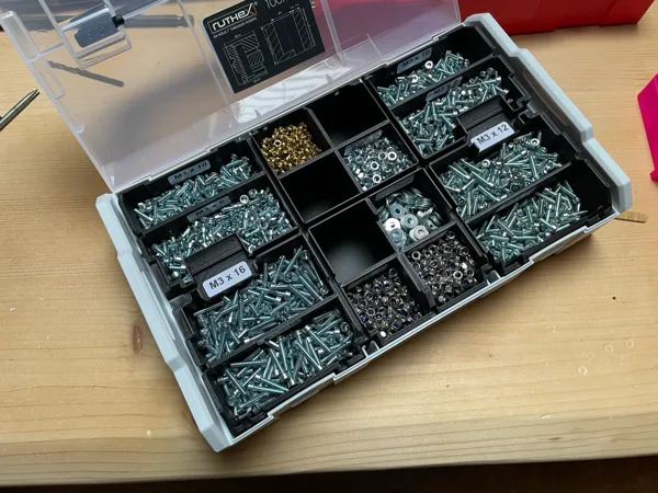 https://makerworld.bblmw.com/makerworld/model/US8bd3ef4e3a7f0c/design/2025-05-22_08aadf96630f5.jpeg