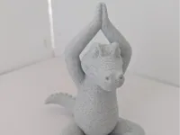 Alligator zen en posture de yoga — photo 1