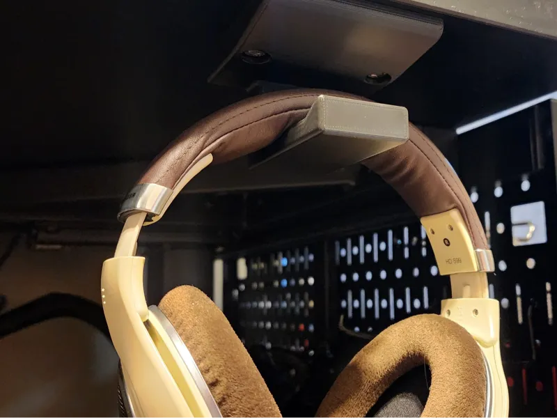 Headphone Holder for Corsair Platform 6 Desk