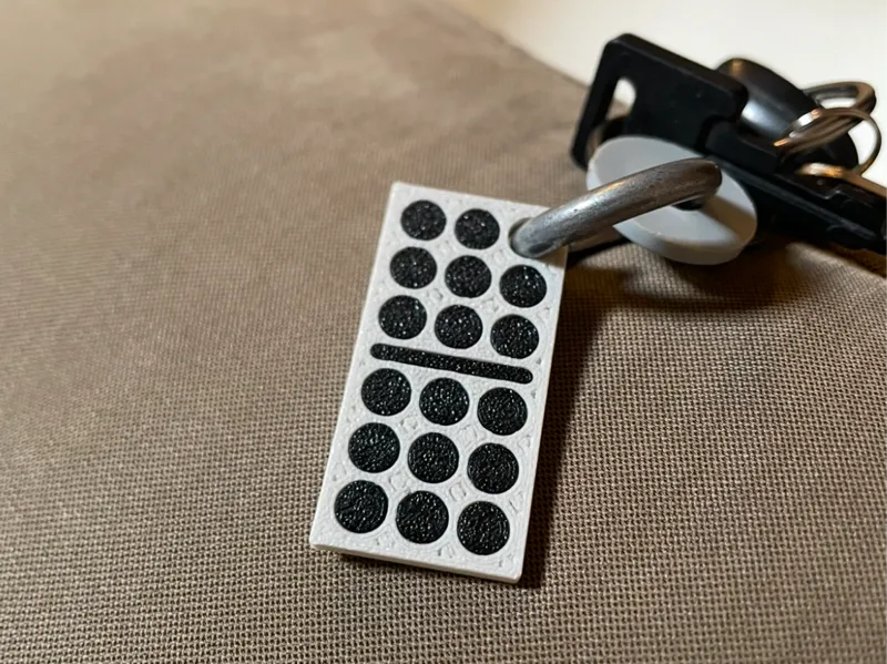 Domino portachiavi keychain