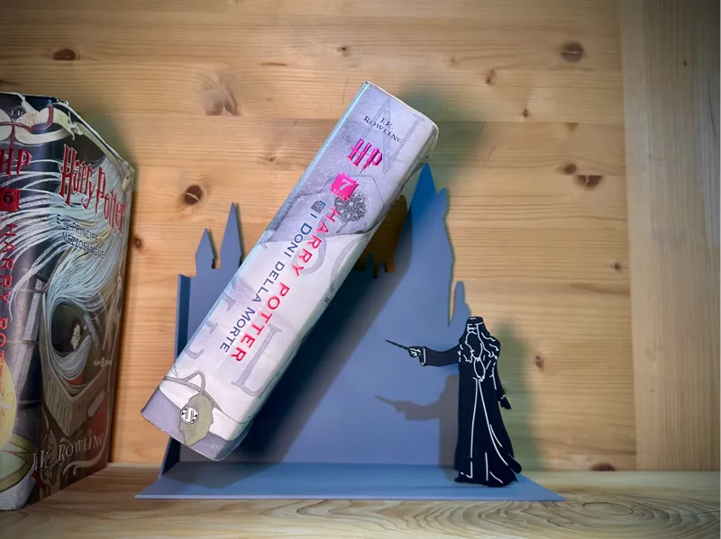 Floating Book Holder – Dumbledore & Hogwarts