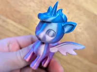 Figurine licorne Pégase ailée — photo 1