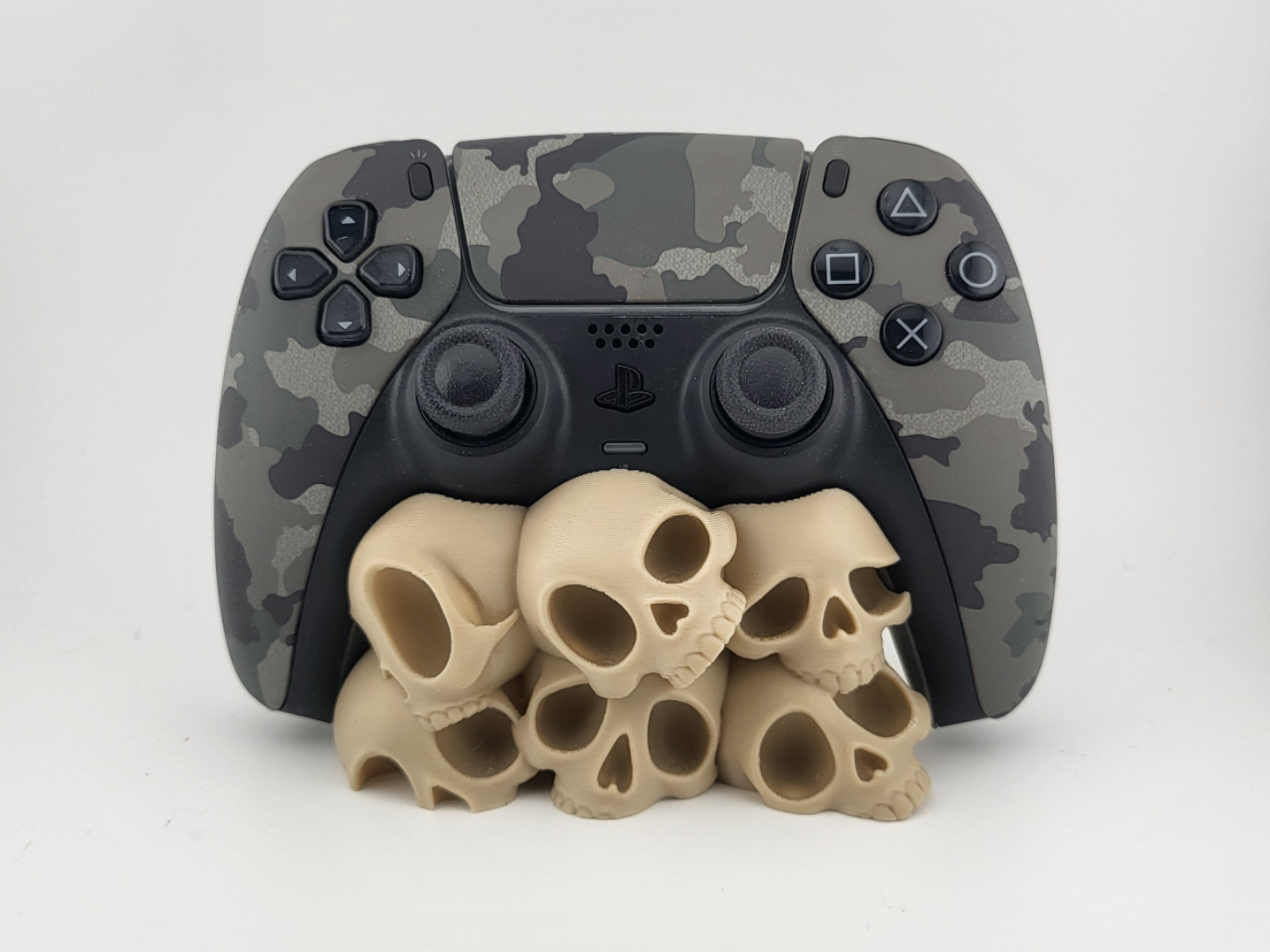 PS5 Skull Controller Stand | Gaming Desk Decor - 1