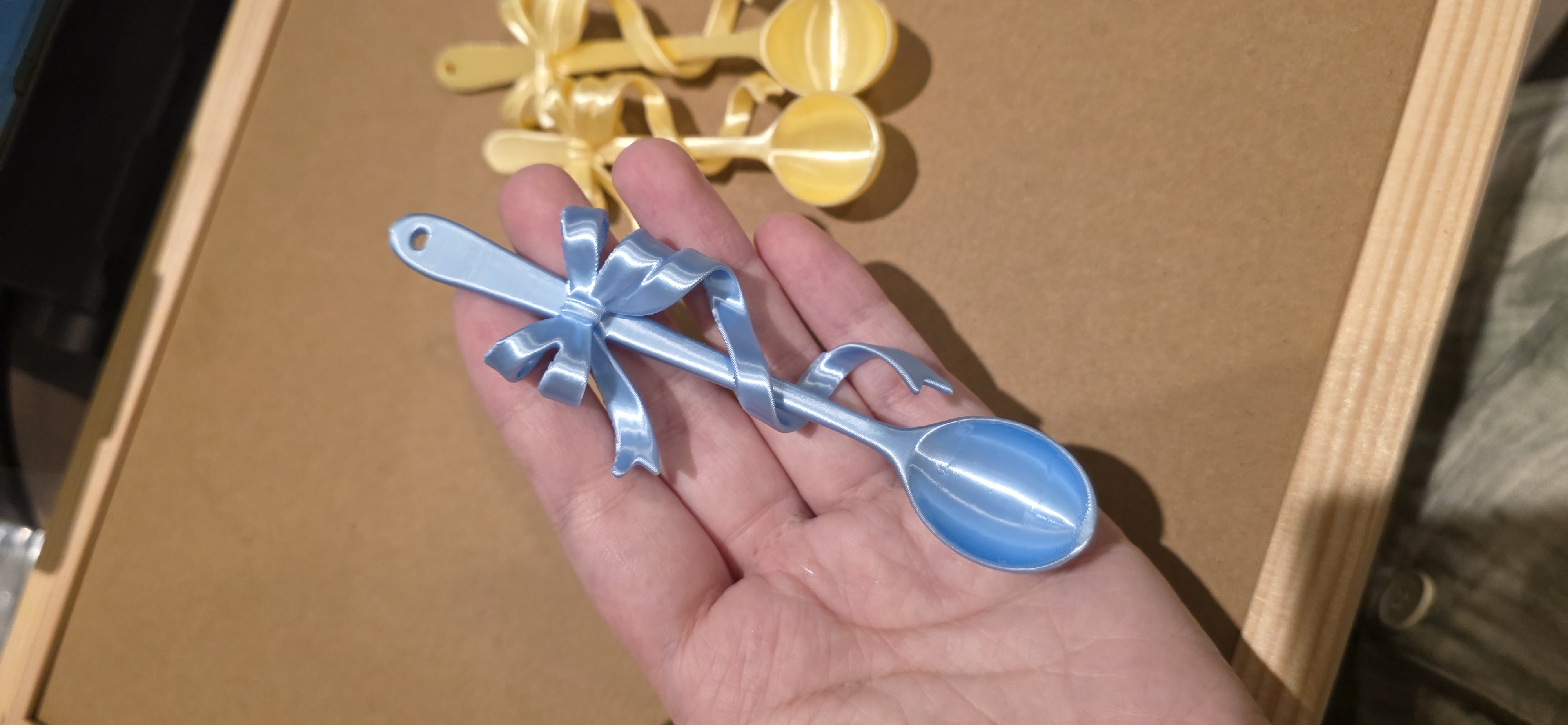 Miniatura 1 do modelo 3D 蝴蝶结小勺子，拼豆勺