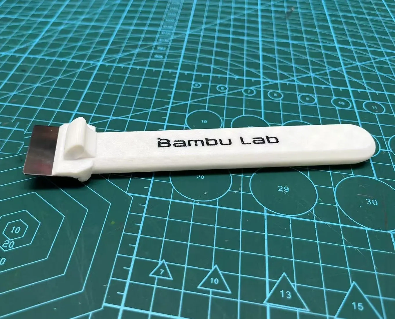 Miniatura 5 do modelo 3D 拓竹热床刮刀-修改版