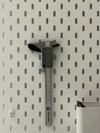 Skadis Digital Caliper Mount