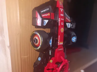 Formula 1 holder for Rush Leg0 sets