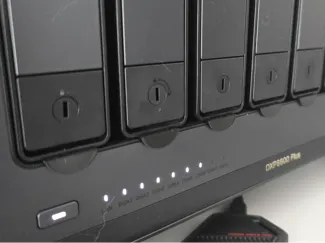 Anti-Vibration Clips for UGreen NAS