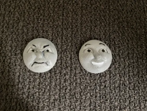 James Angry & Smiling Face HO Scale