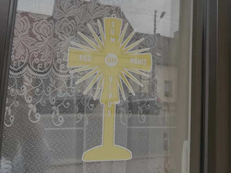 Corpus Christi Monstrance - Window Decoration