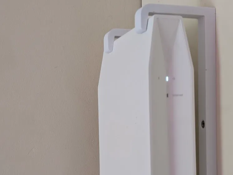 Belkin RT3200 Wall Mount