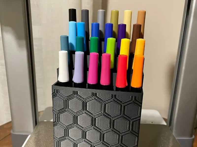 Acrylic marker holder X24