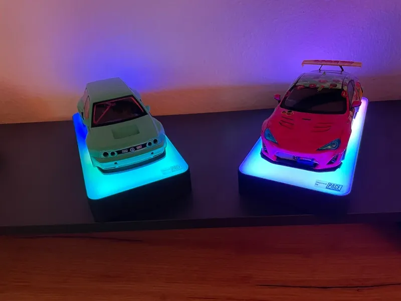 Displaystand for 1/18 scale cars