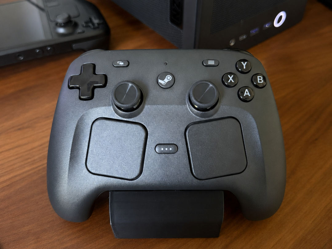 Steam Controller & Puck Stand