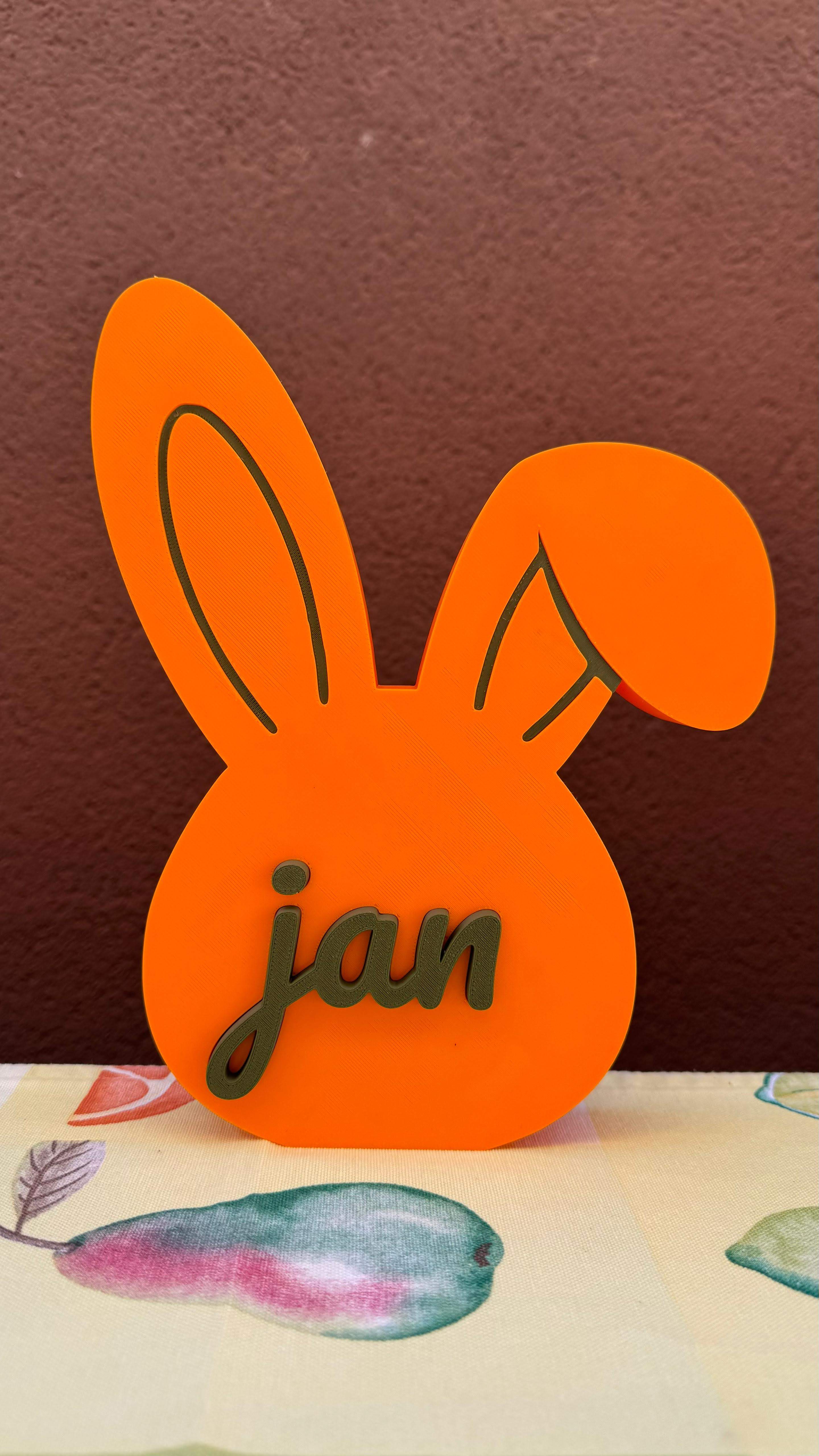 Miniatura 2 do modelo 3D Parametric Easter Bunny Name Sign