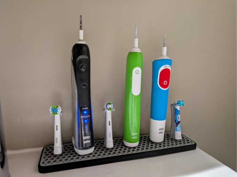 Triple Dual Oral-B Toothbrush Stand / Holder