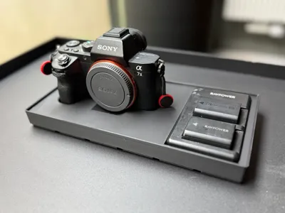 Gridfinity Sony A7 mk2 + Ravpower battery charger