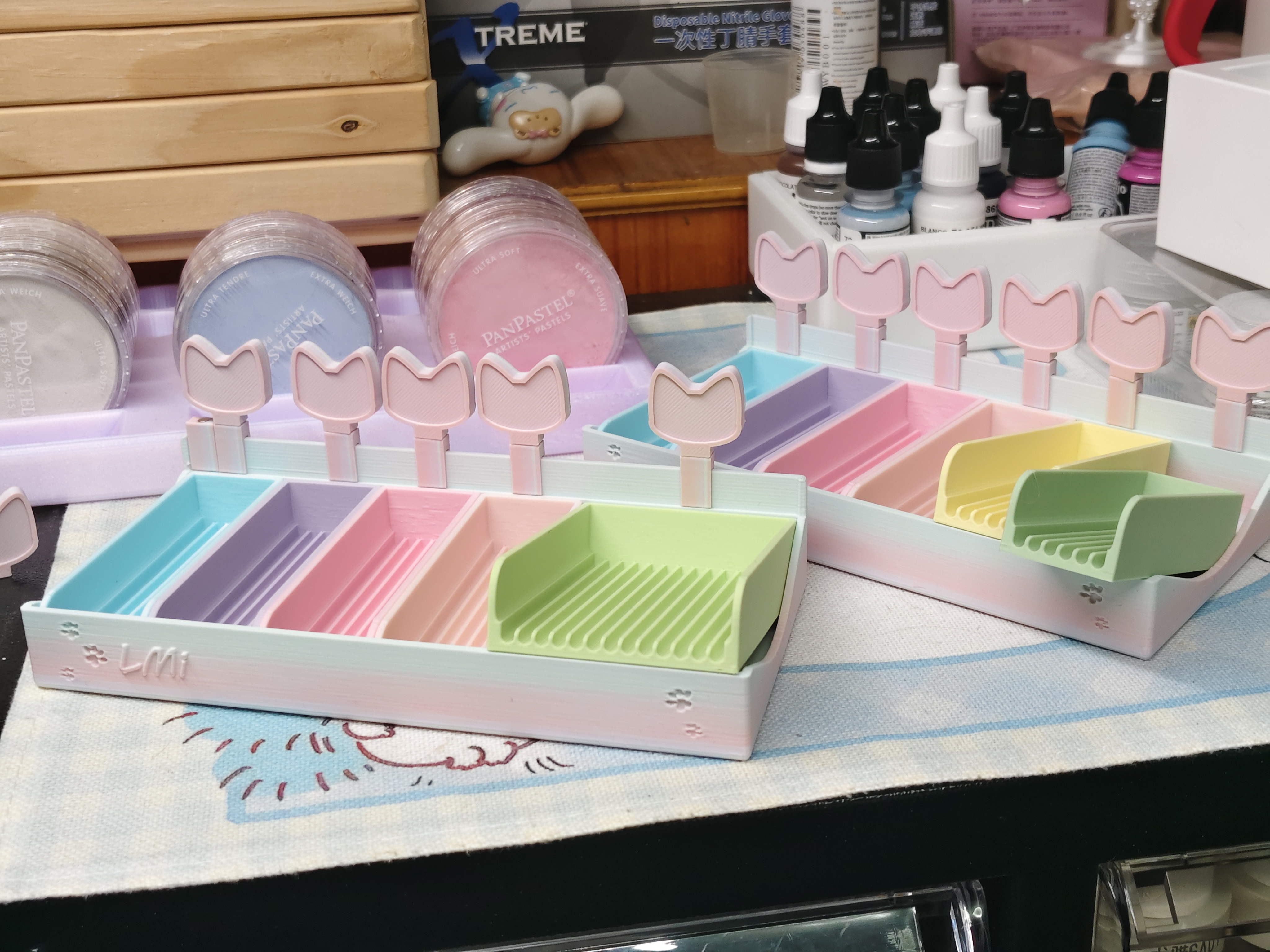 Miniatura 2 do modelo 3D 猫猫躺平收纳组合豆铲