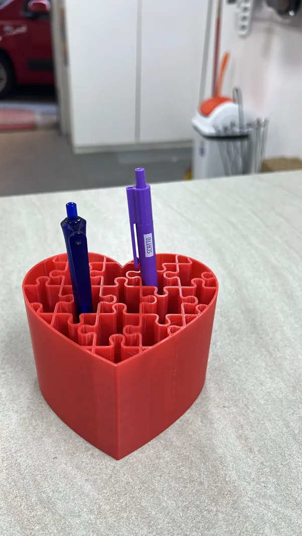 Pot à crayons cœur puzzle