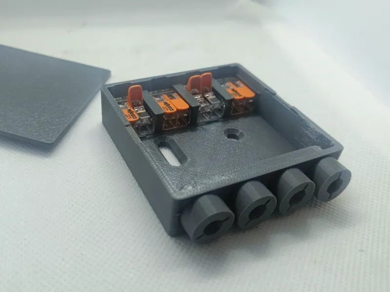 Surface-Mount Enclosure for 4x WAGO 221-412