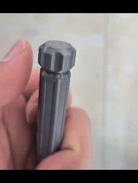 原有的基础上增加分盘打印配置,可自定义螺丝刀把与头部颜色。