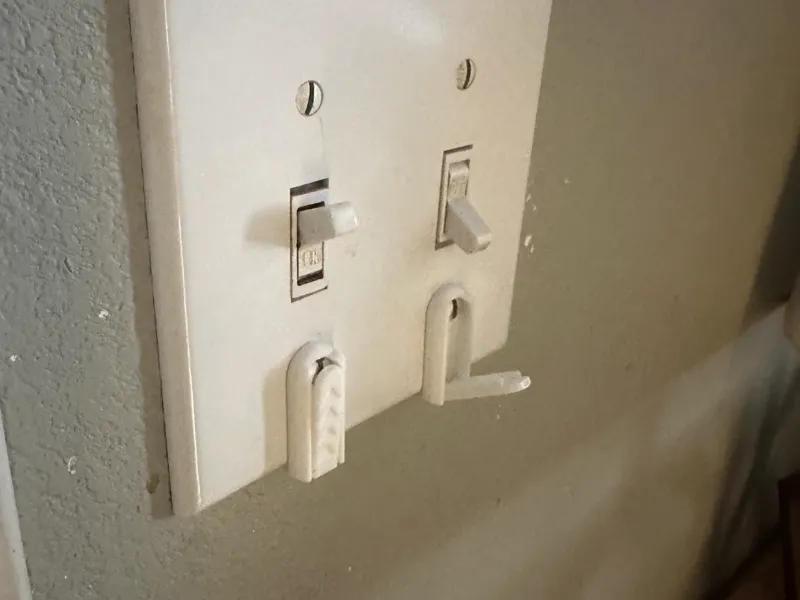 folding key holder for light switch