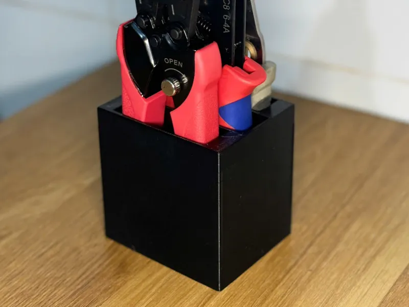 Compact 3-Slot Pliers Holder