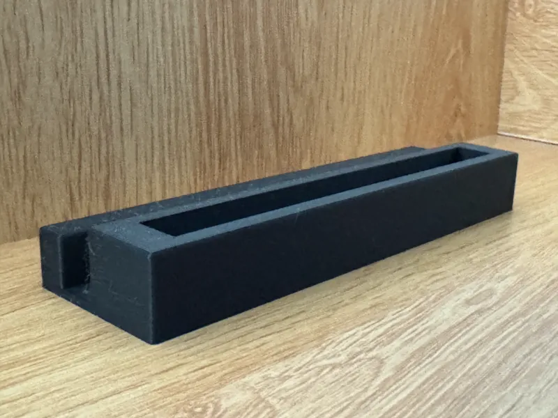 Minimalist Base for iPad and Kindle