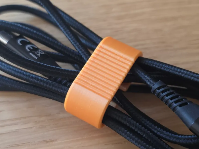 Kabel-Organizer USB A B C Kabel Organisation v2