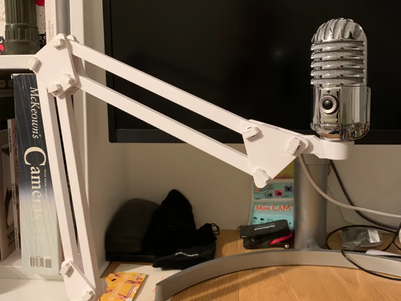 Stronger Microphone Stand w/ Samson Meteor adapter