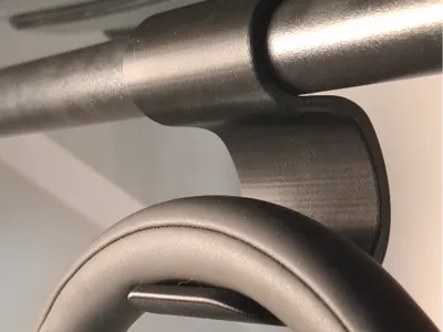 Headphone hanger for a pipe 19-21mm