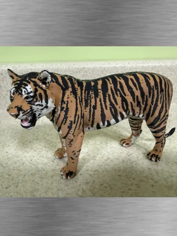 Figura decorativa: Siberian Tiger Ultra Realistic Figure — vista de referencia 2