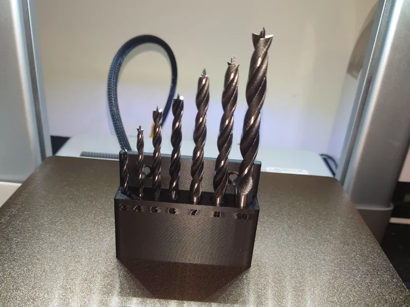 7 piece drill bit holder