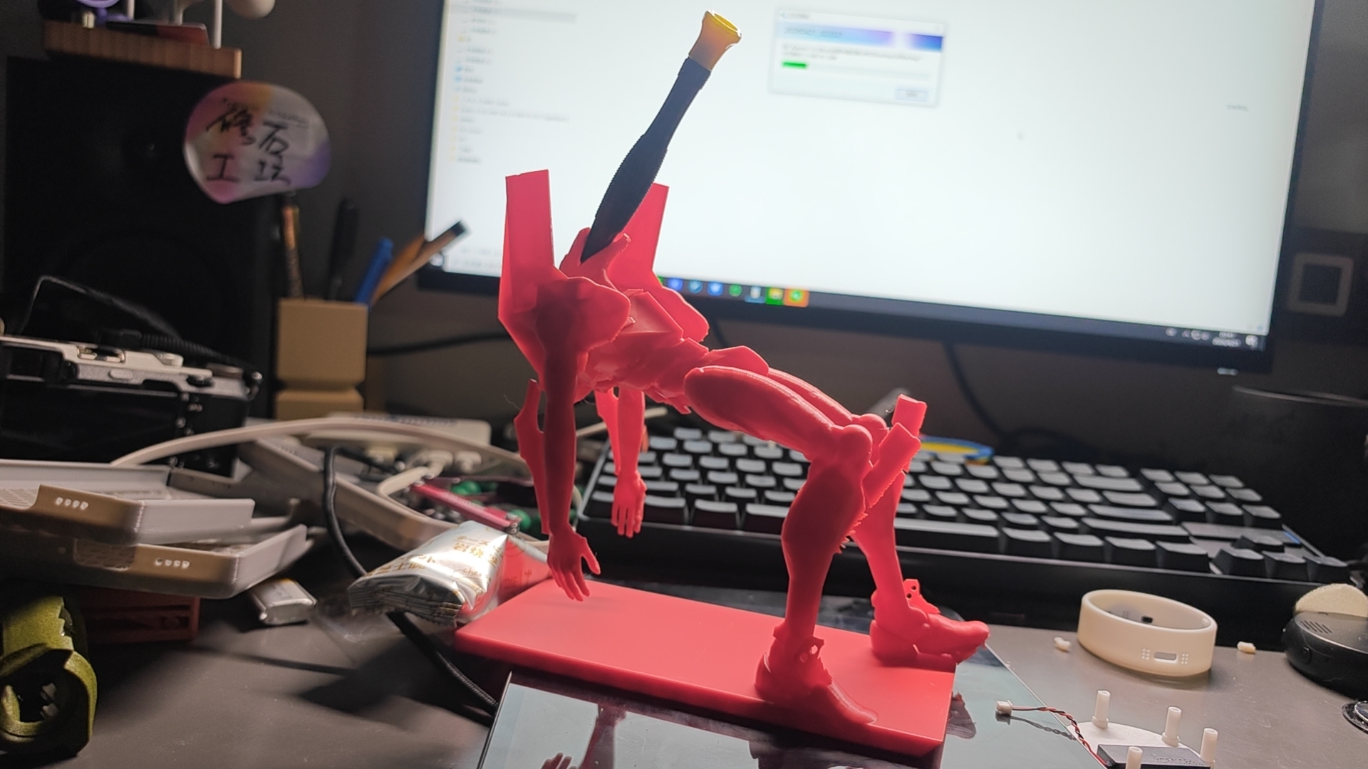 Miniatura 3 do modelo 3D 二号机冥场面笔架~朗基努斯之枪架