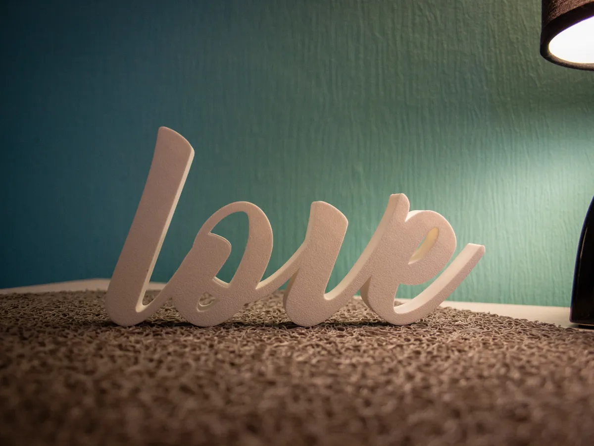 Love - Lettering - Stand - Free 3D Print Model - MakerWorld
