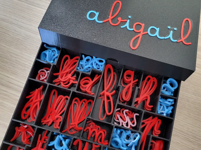Boite pour rangement lettres cursives