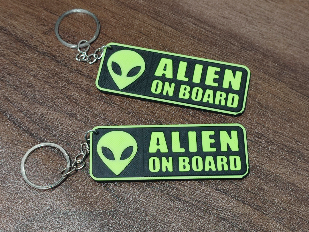 Llavero "Cyber-Alien: Green Hype"