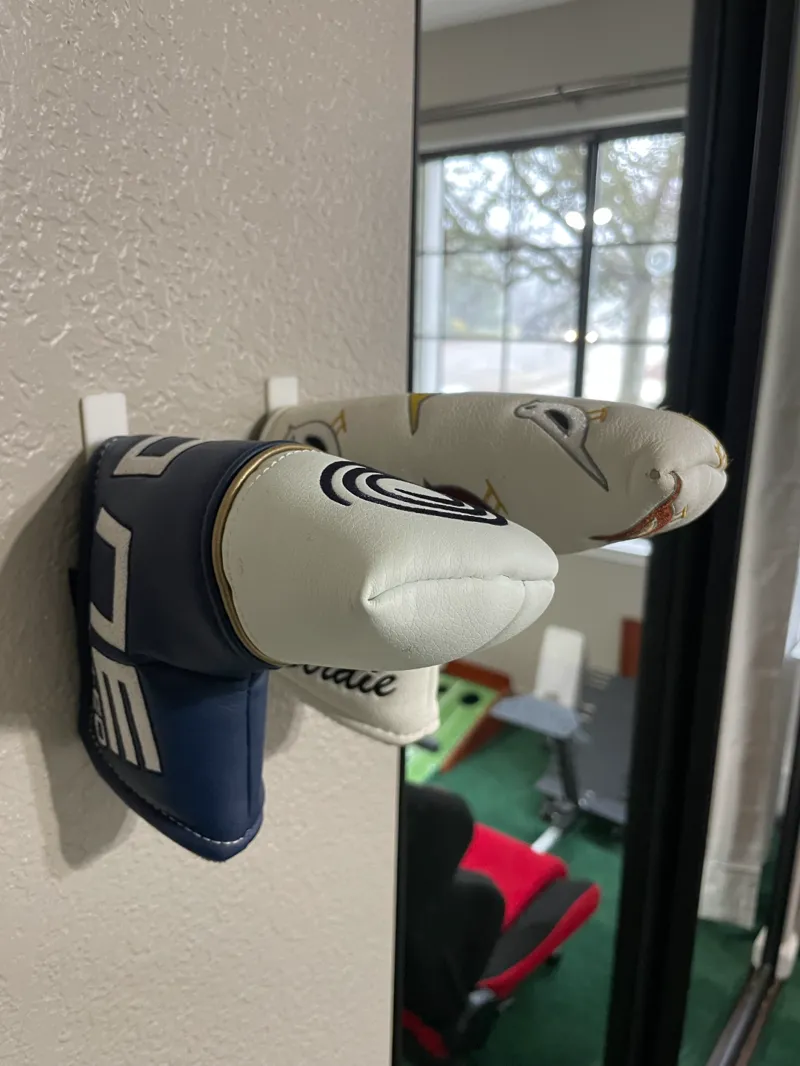 Golf Putter Head Cover Wall Mount