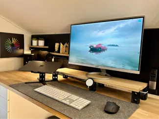 StackUp – A Modular Desk Organization System