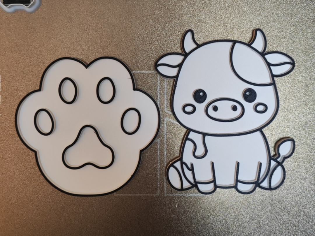 For coloring - paw and cow