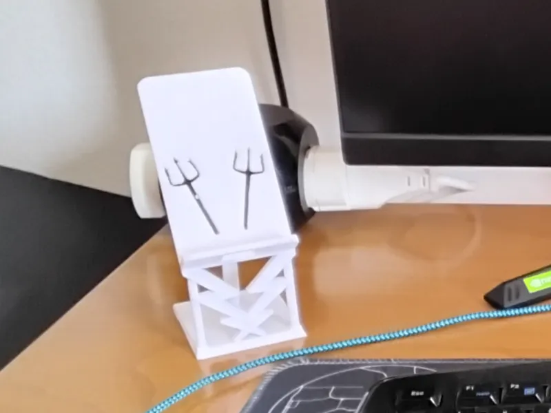 Mythological Smartphone Stand