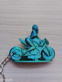 Porte-clés femme à moto — photo 3