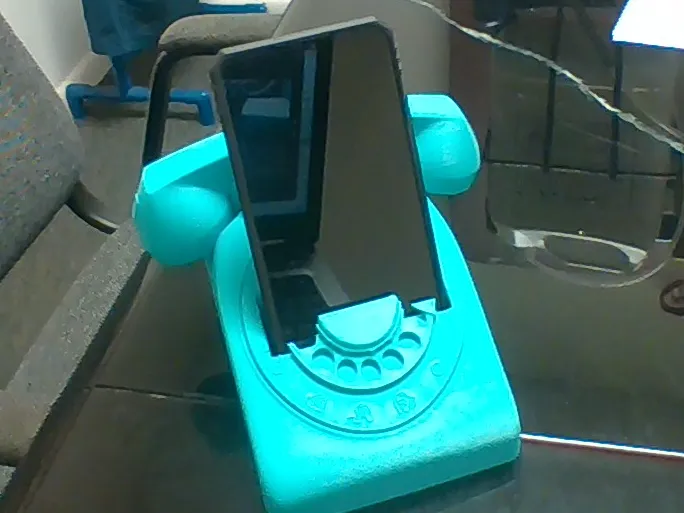 ROTARY PHONE HOLDER
