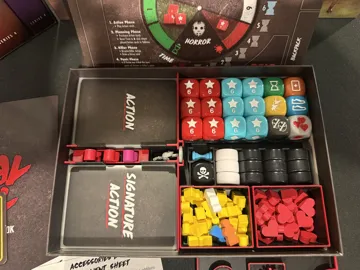 Caja o estuche: Final Girl Core Box Insert — vista de referencia 3