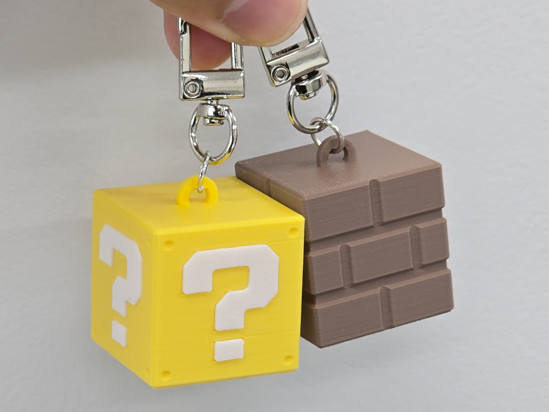 Super Mario Question & Brick Block Keychain