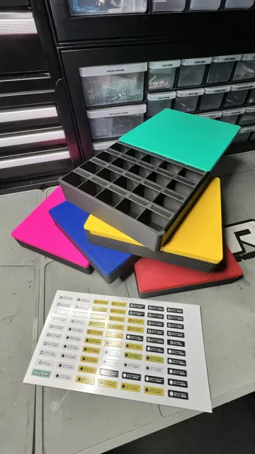 Bandeja organizadora: Tiny Screws Parts Tray — vista de referencia 3