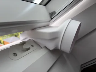 Velux დახრილი ფანჯრის გამონაბოლქვი ადაპტერი thumbnail 3